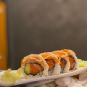 Uramaki spicy salmon 4pz