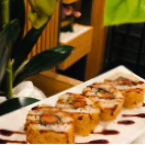 Uramaki salmone fritto 4pz